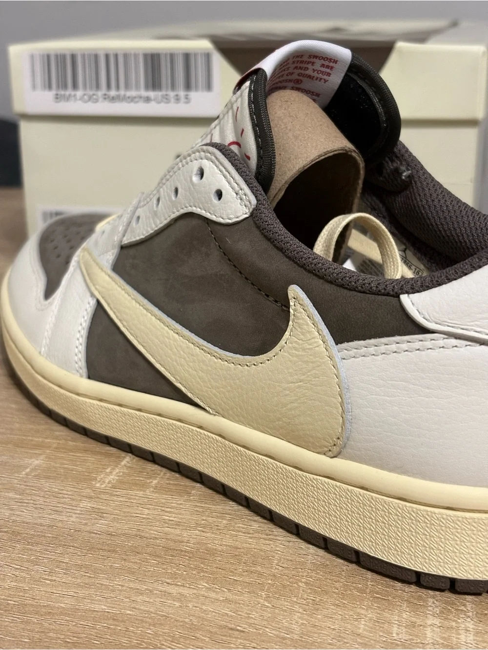 Jordan 1 low × Travis Scott Reverse Mocha